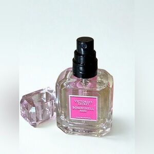 Victoria's Secret Bombshell Magic mini Perfume - .25 fl oz New
